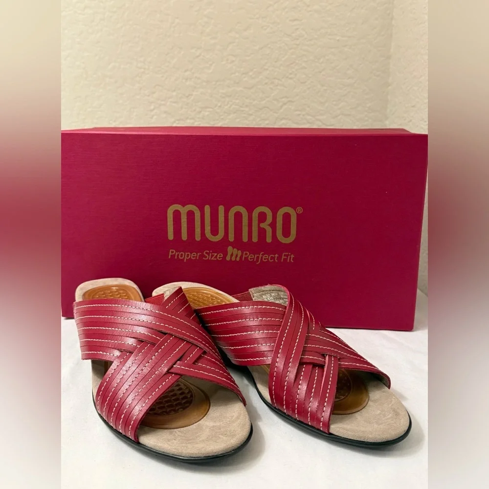 Munro Burgundy/ Red Leather Slide Sandal Crisscross Woven Vamp Contoured Footbed - Picture 1 of 7